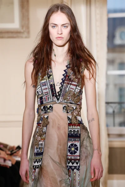 Look 67